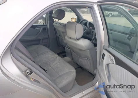 2002 Mercedes-Benz E 320 Special Edition из США, поврежденный, VIN WDBJF65J12B468381